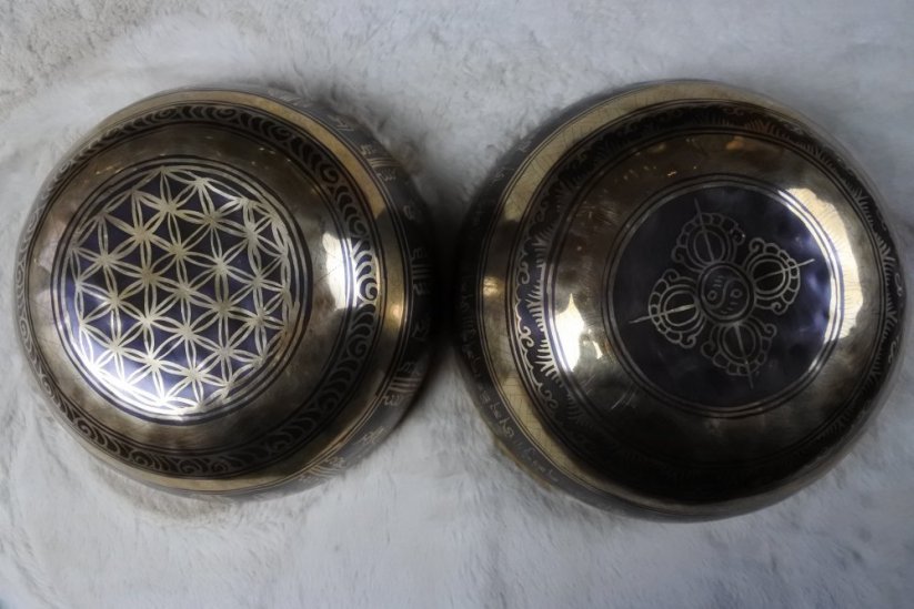 Binaurální zdobené tibetské misky C3 25cm a 24cm