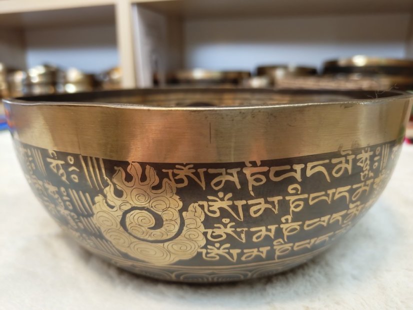 Zdobená tibetská mísa A#2 24cm