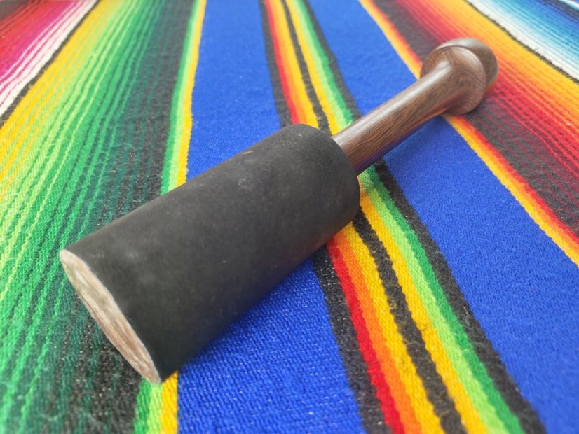 Třecí palička větší a delší