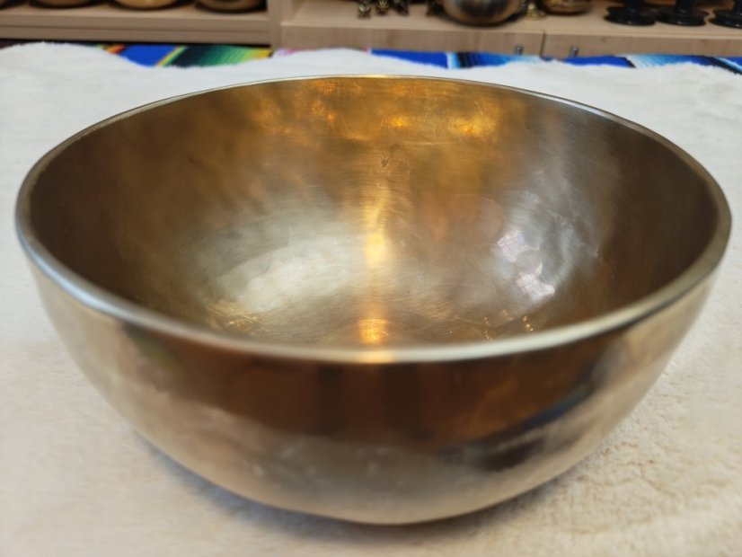 Matná tibetská mísa F#3 20cm